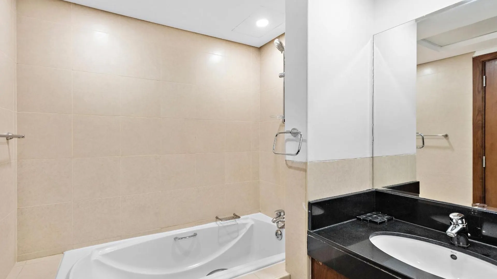 Luxury 2Bdr In Downtown 8 Blvd Walk Apartment Dubai 0*,  United Arab Emirates